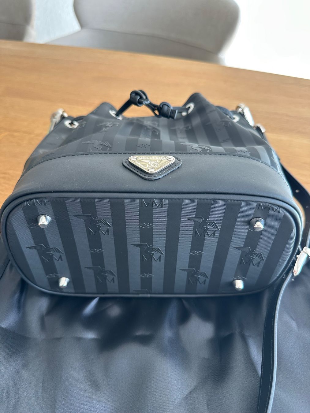 Maison Mollerus Borse da donna: Maison Mollerus Beuteltasche "Sion" Neu! – Nuovo (secondo la descrizione) da Münchenbuchsee venduto da Juliana021 1