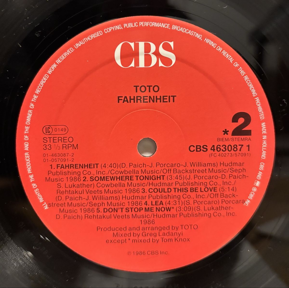 Dischi in vinile: Toto - Fahrenheit LP EX/EX – Usato da Neuchâtel venduto da Deivid2 2