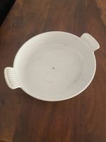Kleine Gusseisenpfanne gelb
