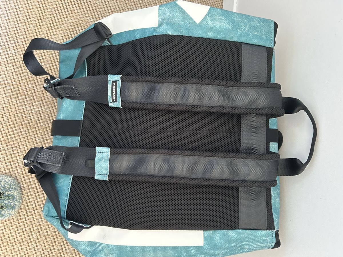 Freitag Zaini: Freitag Rucksack Clapton neu – Nuovo (secondo la descrizione) da Wohlen b. Bern venduto da Honeypie 1
