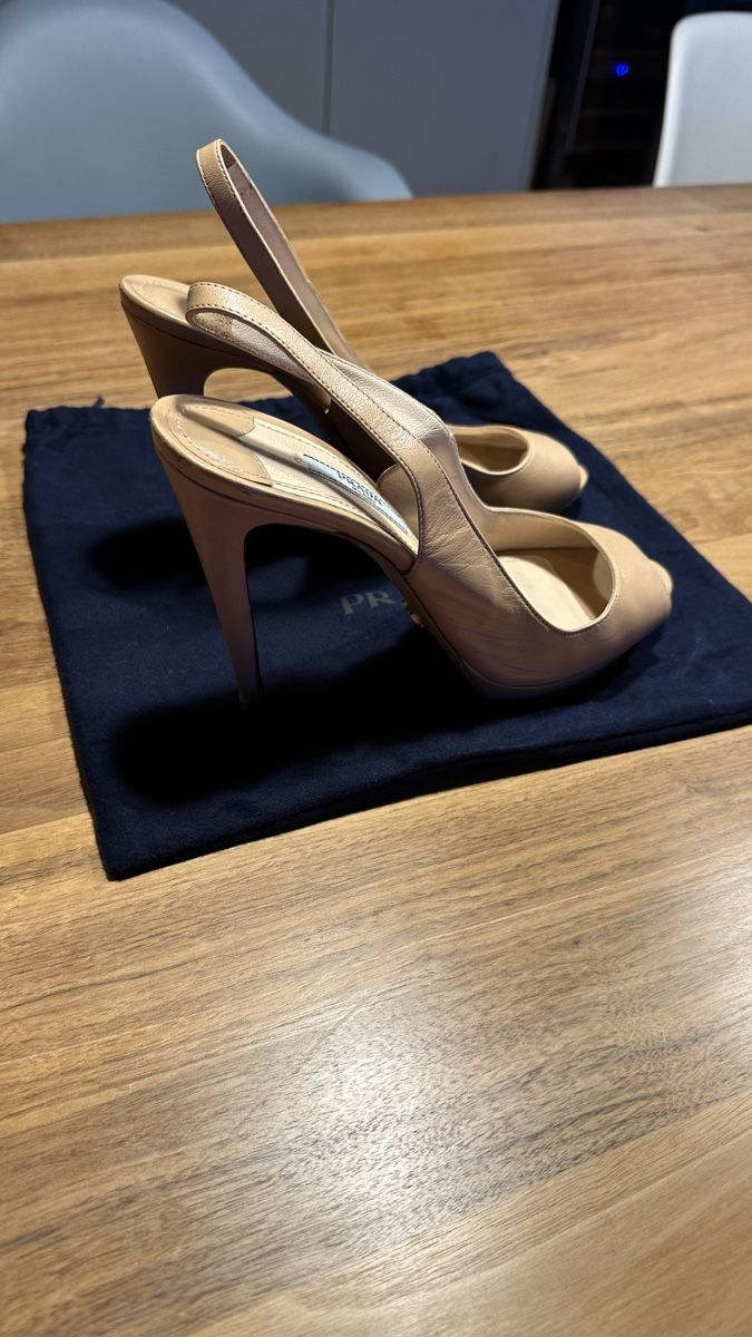 Prada Damenschuhe: Prada High Heels Nude Slingbacks Gr. 39 – Gebraucht aus Zürich von Elaine_zh 1