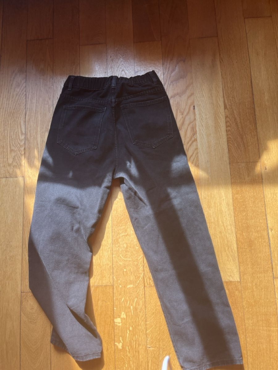 Pantaloni: Pantalon jean noir taille s  – Nuovo (secondo la descrizione) da Lausanne venduto da LorenaOrtega 1