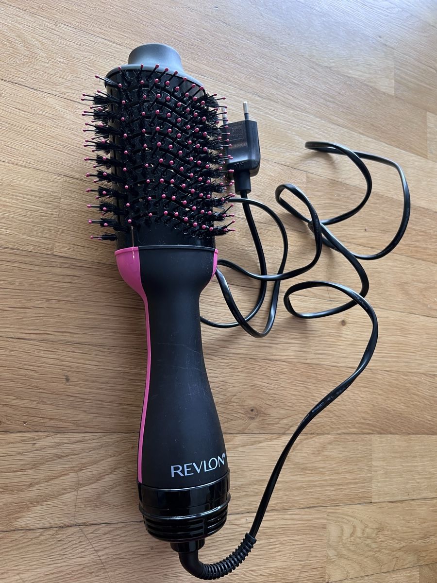 Revlon Asciugacapelli: Warmluftbürste Revlon  – Nuovo (secondo la descrizione) da Neuhaus SG venduto da bernike