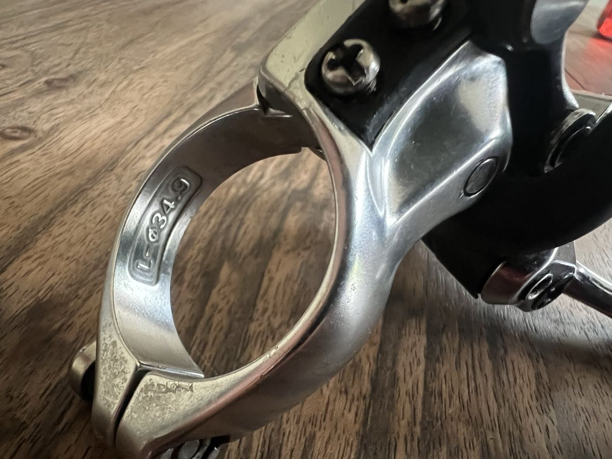 Shimano Pezzi di ricambio: Shimano Deore XT Umwerfer Top Pull FD-M737- Oldschool Yeti – Usato da Münchenstein venduto da Roma156 5
