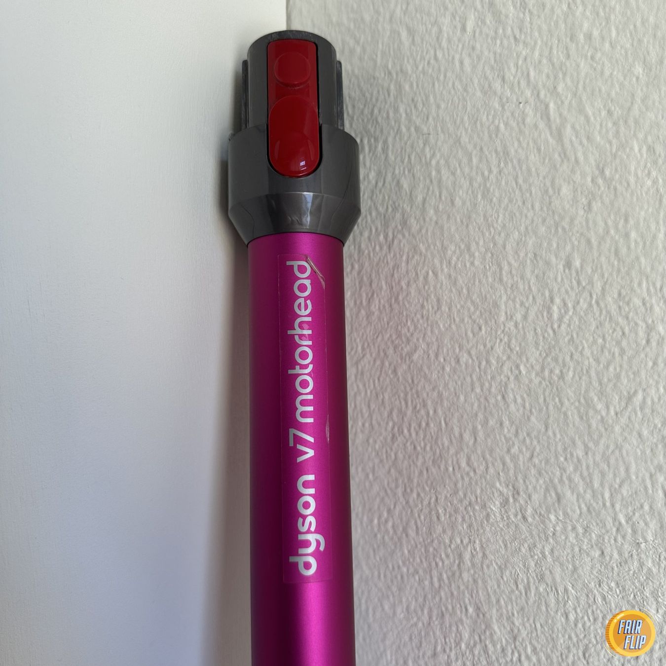 Dyson Aspirapolveri & Accessori: Dyson V7 Motorhead Rohr Pink – Usato da Luzern venduto da fairflip 1