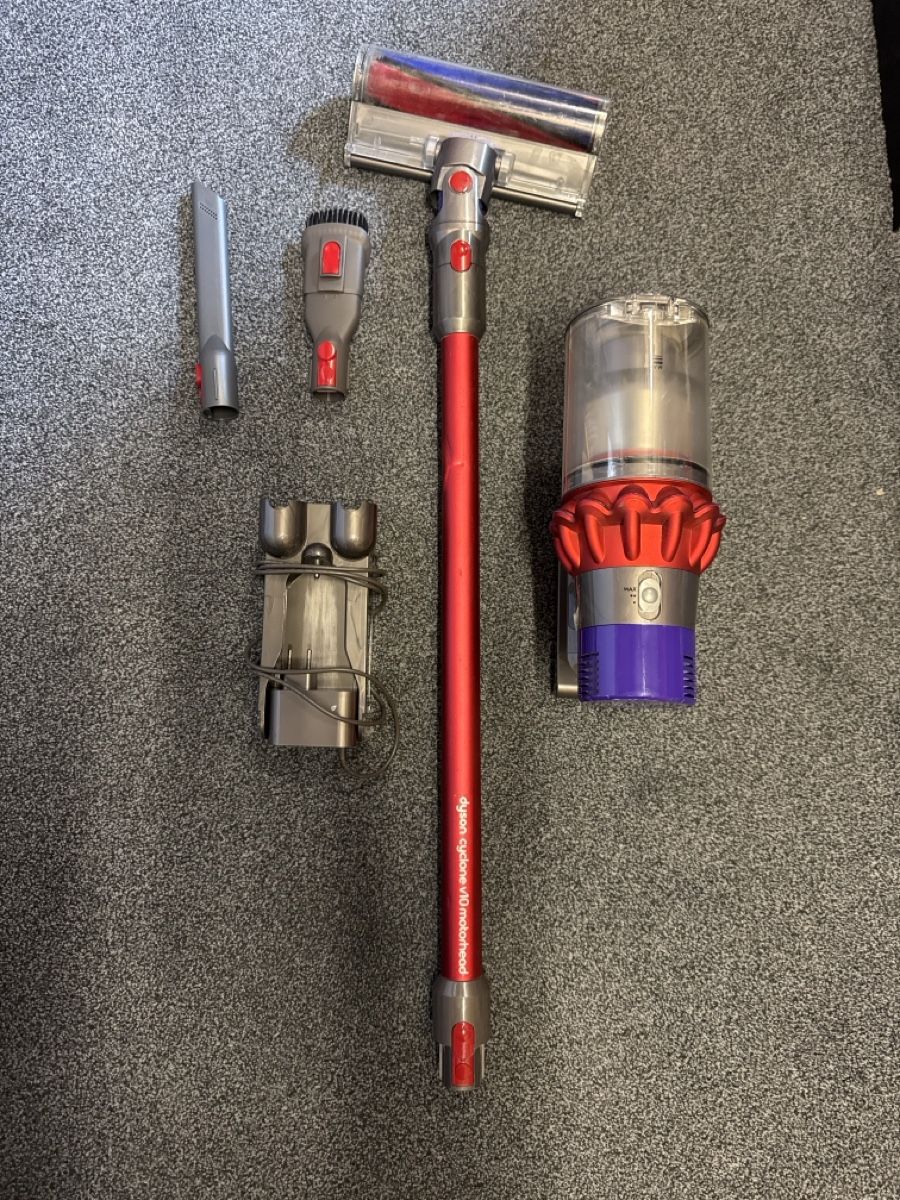 Dyson Aspirapolveri & Accessori: Dyson  Cyclone v10 Motorhead – Usato da Landquart venduto da Nnf007 2