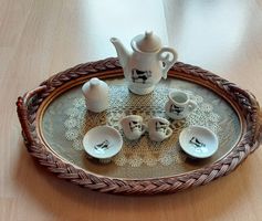 Antikes kleines Porzellan Geschirr für Puppenstube Motiv Kuh