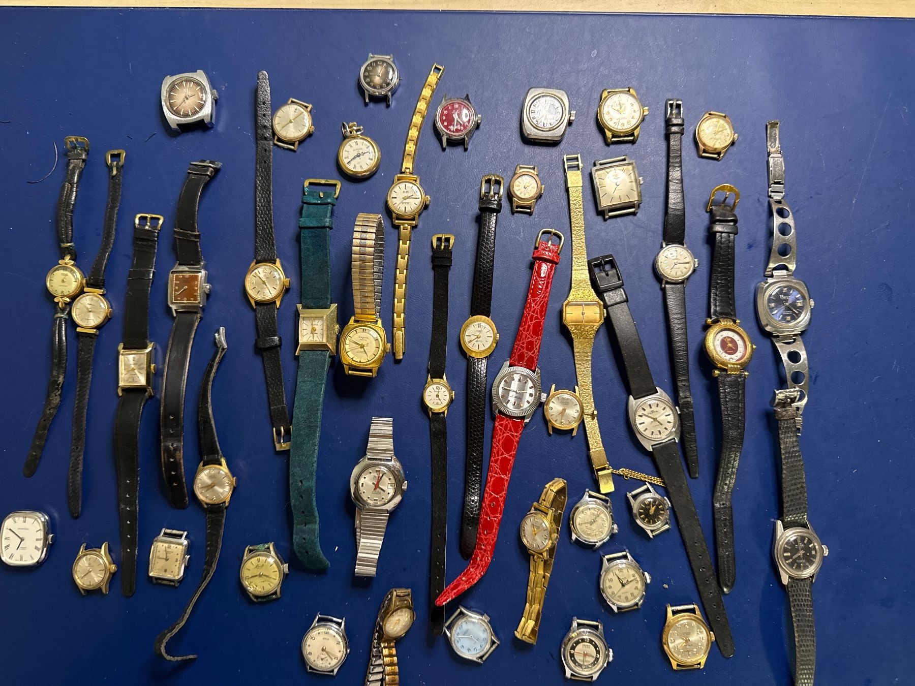 Montres: Vintage &Art Deco Uhrenlot – Défectueux à Pfeffingen par Allhandelklgwatches
