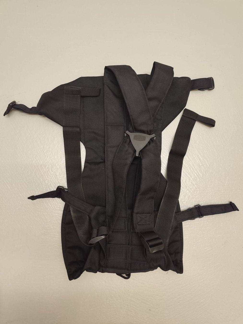 Chicco Porte-bébés ventraux & dorsaux: Porte Bébé Chicoo EasyFit 0+ – D'occasion à Wädenswil par SAVC 1