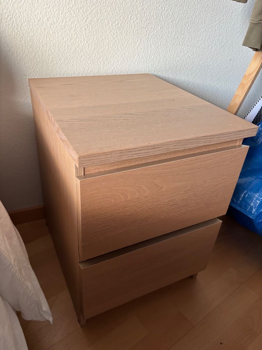 Ikea Tables de nuit: IKEA MALM Kommode mit 2 Schubladen – D'occasion à Baden par pau_shg6 2