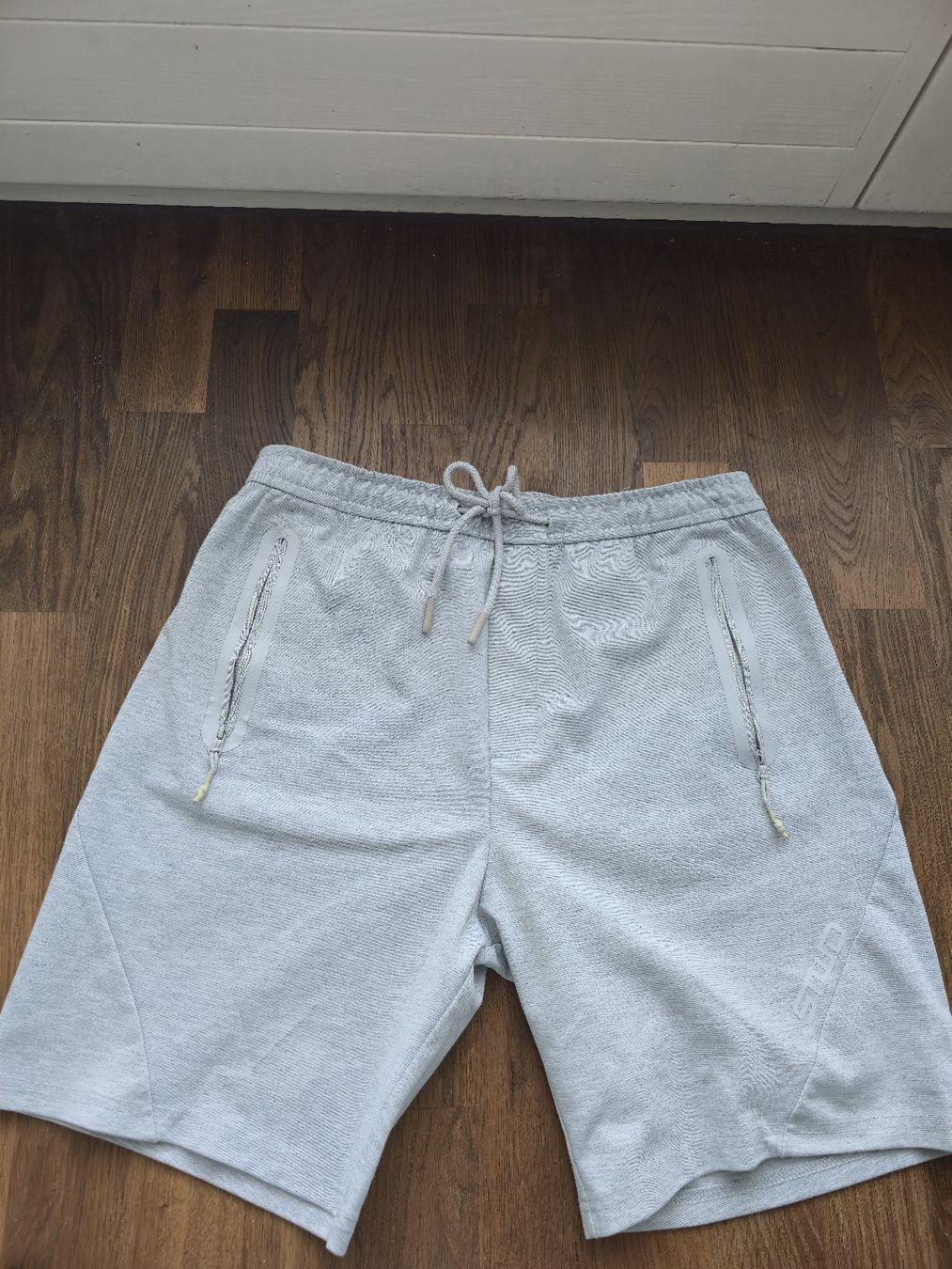 Pantalons: shorts Packet – D'occasion à Kefikon TG par stern018 2