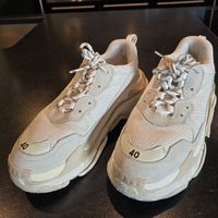 BALENCIAGA Triple S, Sneaker Grösse: 40, Distressed Grey