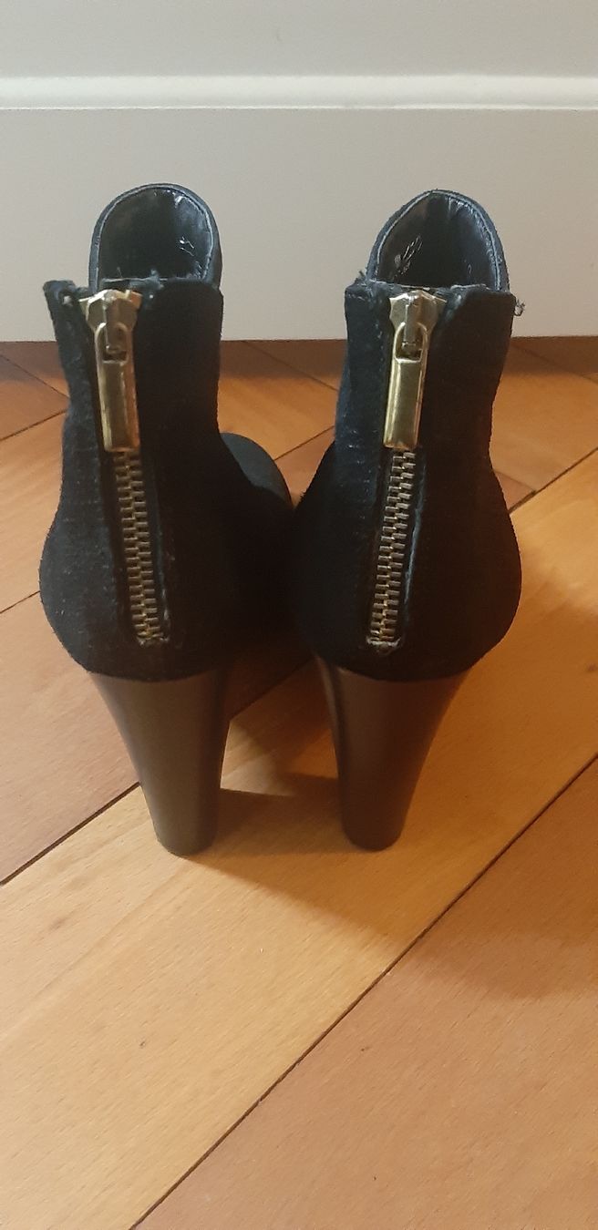Scarpe da donna: Stiefeletten LEDER Gr. 38 NEUWERTIG bequenm und stabil! – Nuovo (secondo la descrizione) da Zürich venduto da Venecia25 4