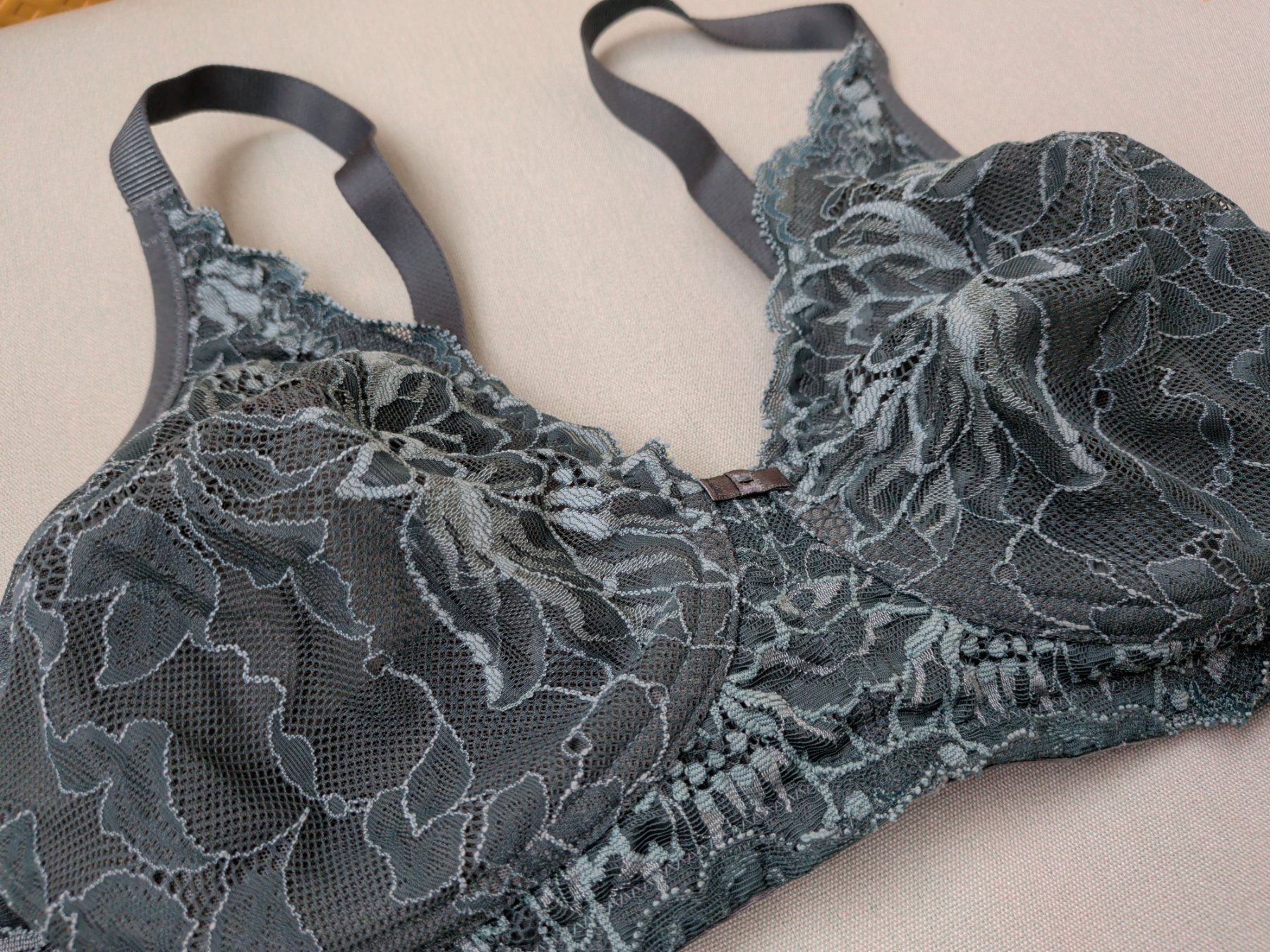 Triumph Altra biancheria intima: Triumph Amourette Charm B-H 80C – Usato da Münchenbuchsee venduto da Grundel74 1