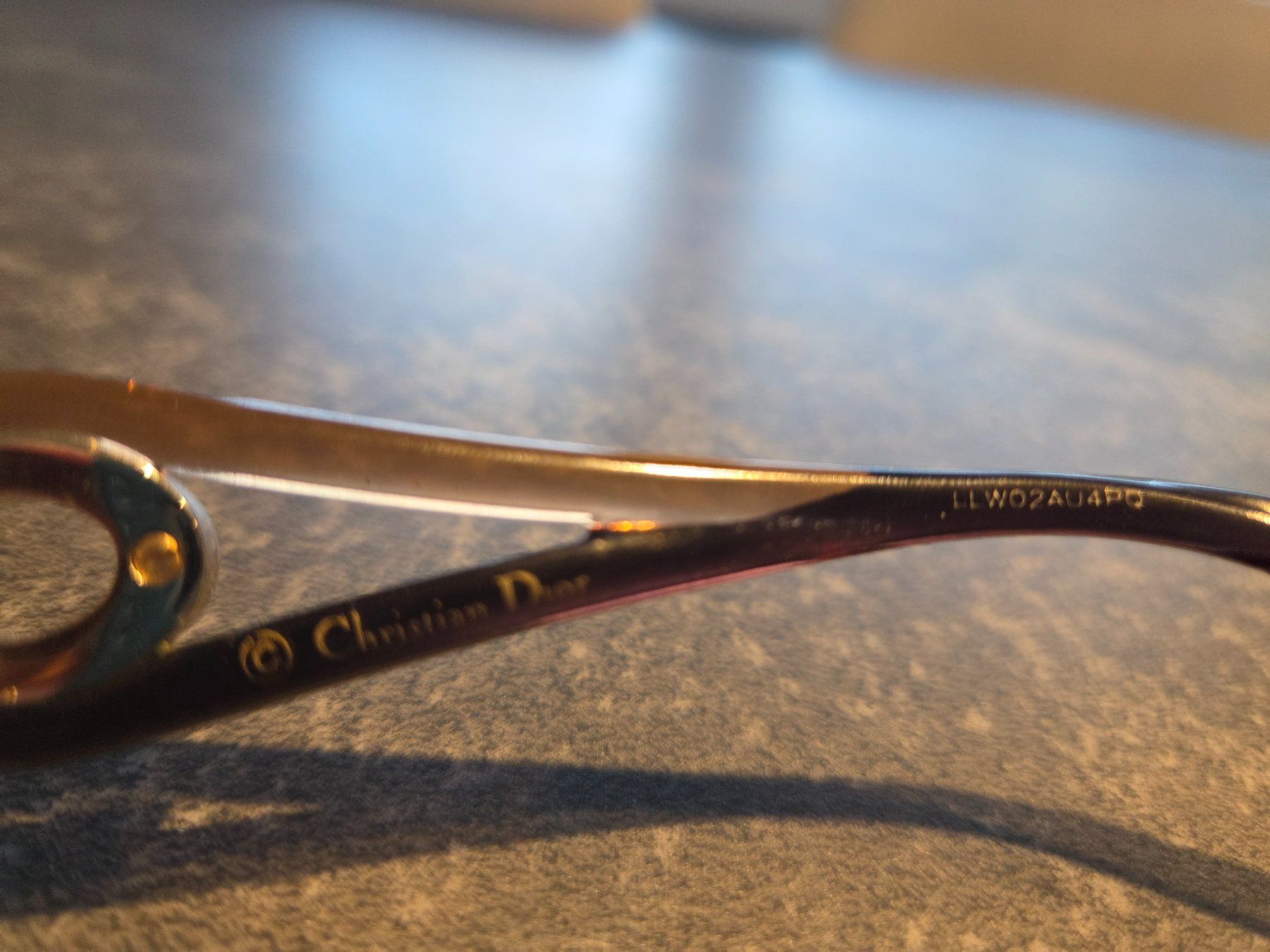 Dior Lunettes & Verres: Sonnenbrille Dior Volute 3 – D'occasion à Erlinsbach SO par san_g2vj 3