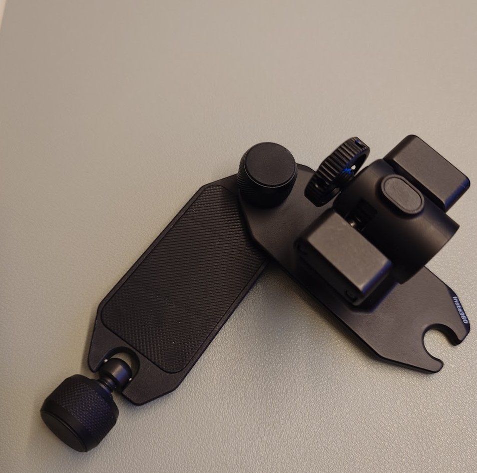 Insta360 Treppiedi & Teste: Insta360 Magnetisches Selfie-Stick-Holster – Usato da Oberhasli venduto da initiation