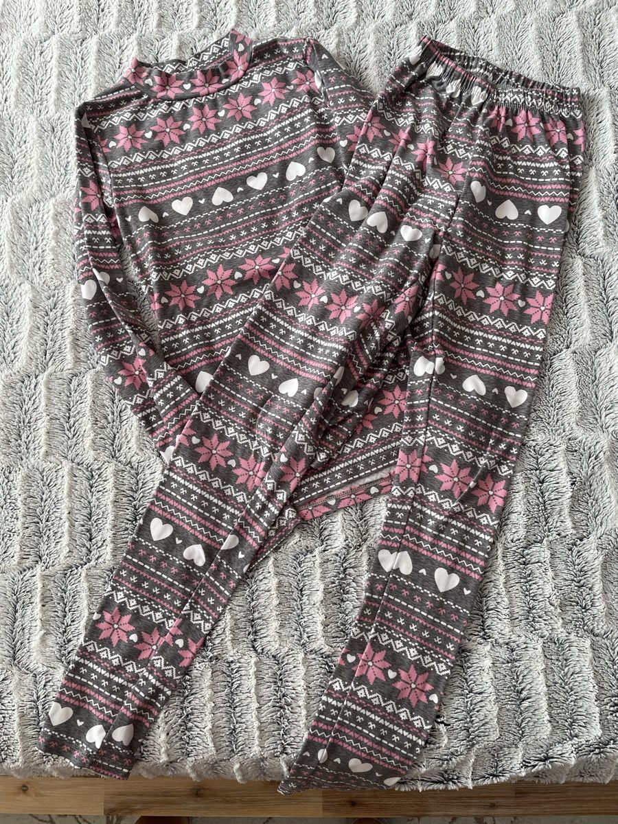 Lotti & Set di vestiti: Kleiderpaket für Mädchen 3. – Usato da Rothenburg venduto da keny79z5 5
