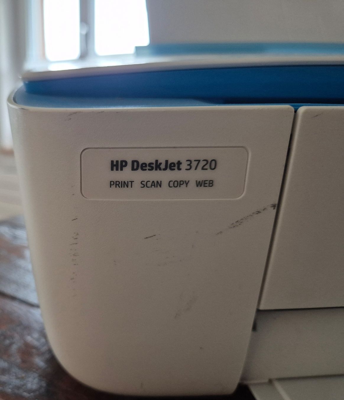 Hewlett Packard Stampanti: HP WLAN Drucker Deskjet 3720 – Usato da Schliern b. Köniz venduto da Gavin2010 2