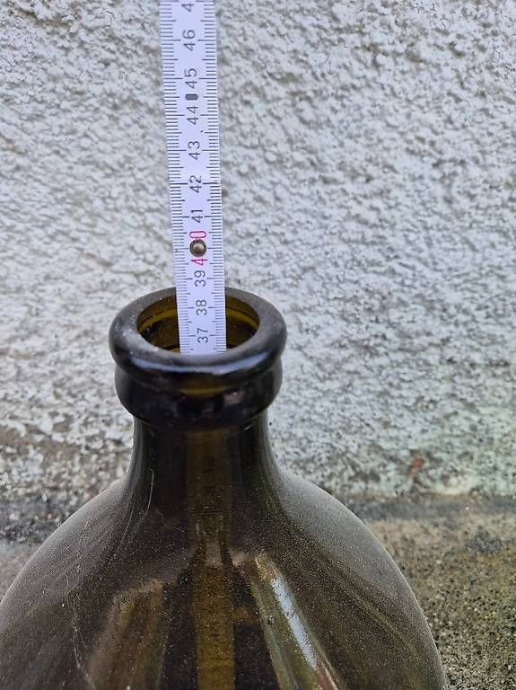 Zubehör: Drei schöne Glasflaschen – Gebraucht aus Aesch ZH von Tom700 2