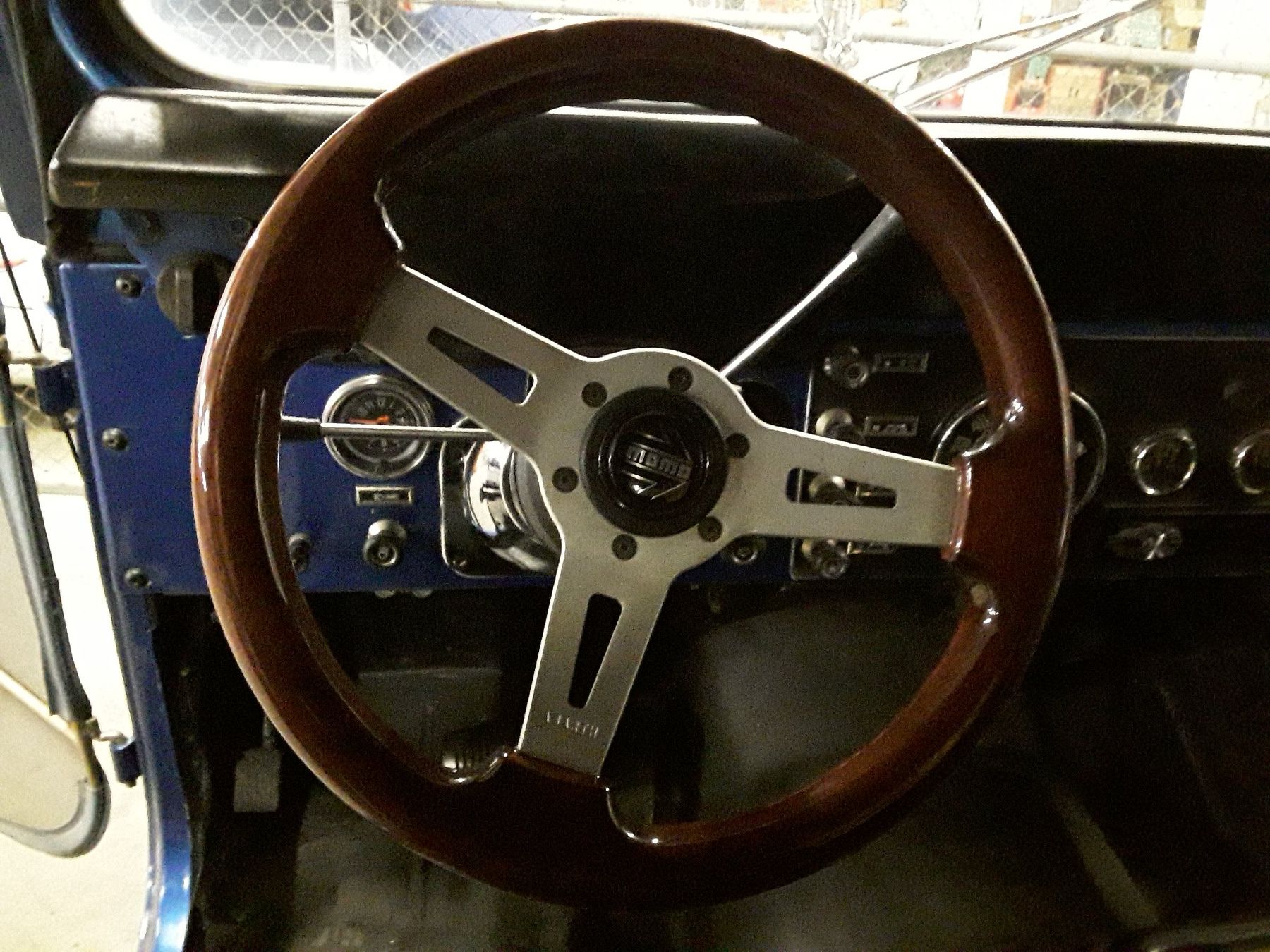Jeep Automobili: Jeep CJ 7 V8 – Usato da murgenthal venduto da Vision05 5