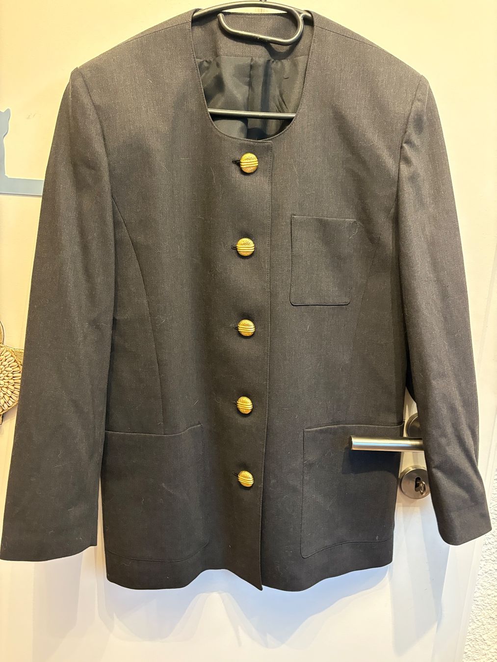Giacche: Veste noire vintage chic – Usato da Lausanne venduto da milou201619