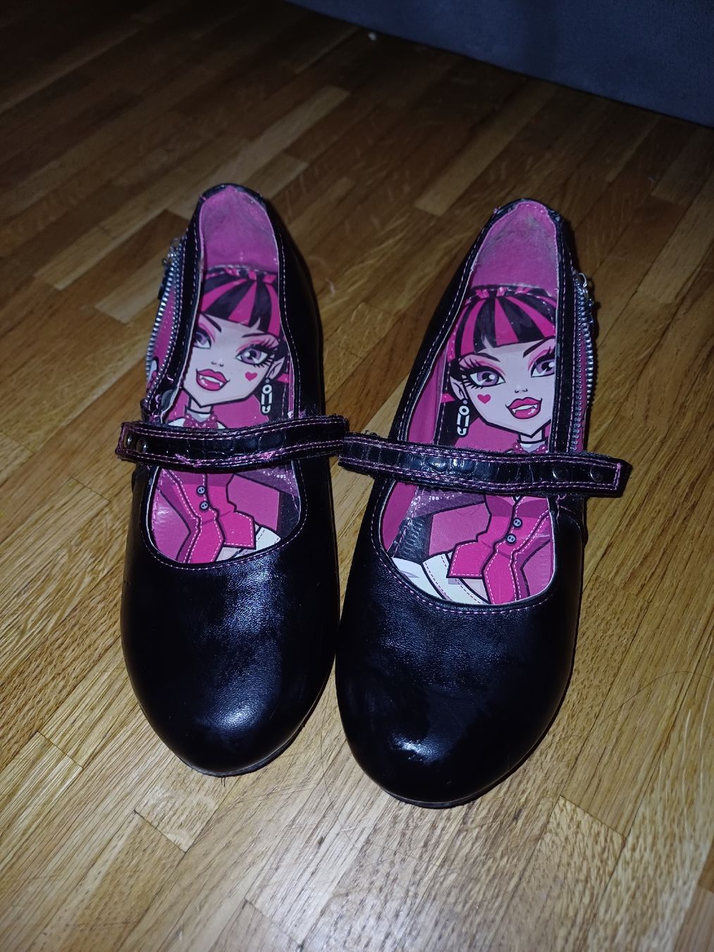 Scarpe per ragazzi: chaussure taille 33 – Usato da Lausanne venduto da RUBY.1990 1