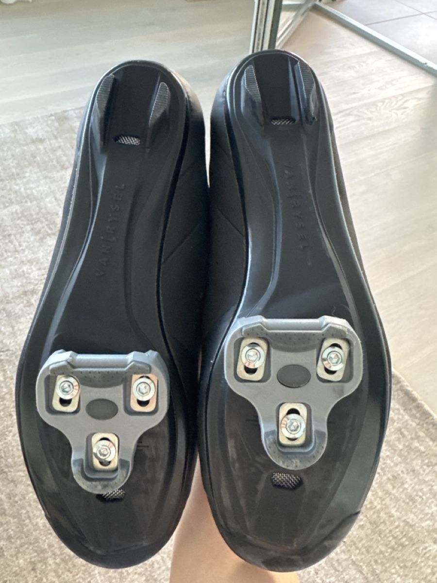 Chaussures hommes: Veloschuhe Bikeschuhe Grösse 46 – D'occasion à Luzern par LauGe 1