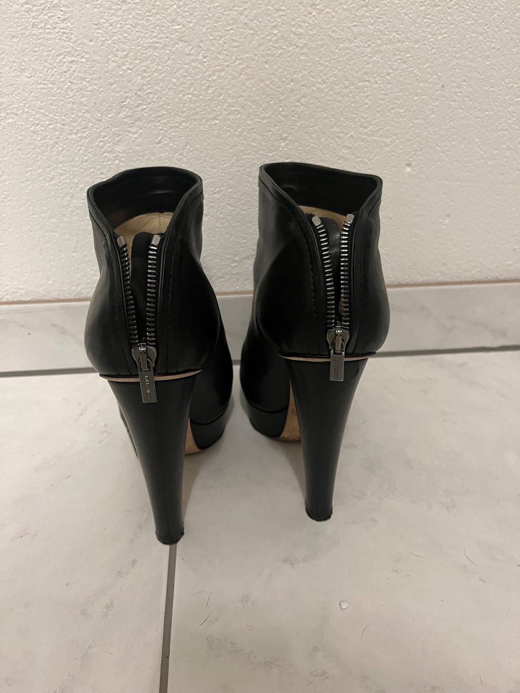 Jimmy Choo Scarpe da donna: Jimmy Choo Ermine 39.5 – Usato da Lugano venduto da sar_hz5j 5
