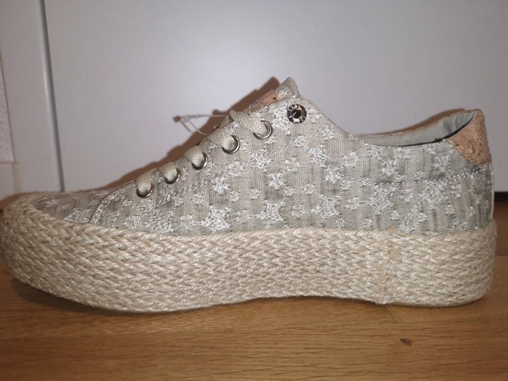 Scarpe da donna: Damen Schuhe Gr.37 – Nuovo (secondo la descrizione) da Oftringen venduto da Jul.ia 2
