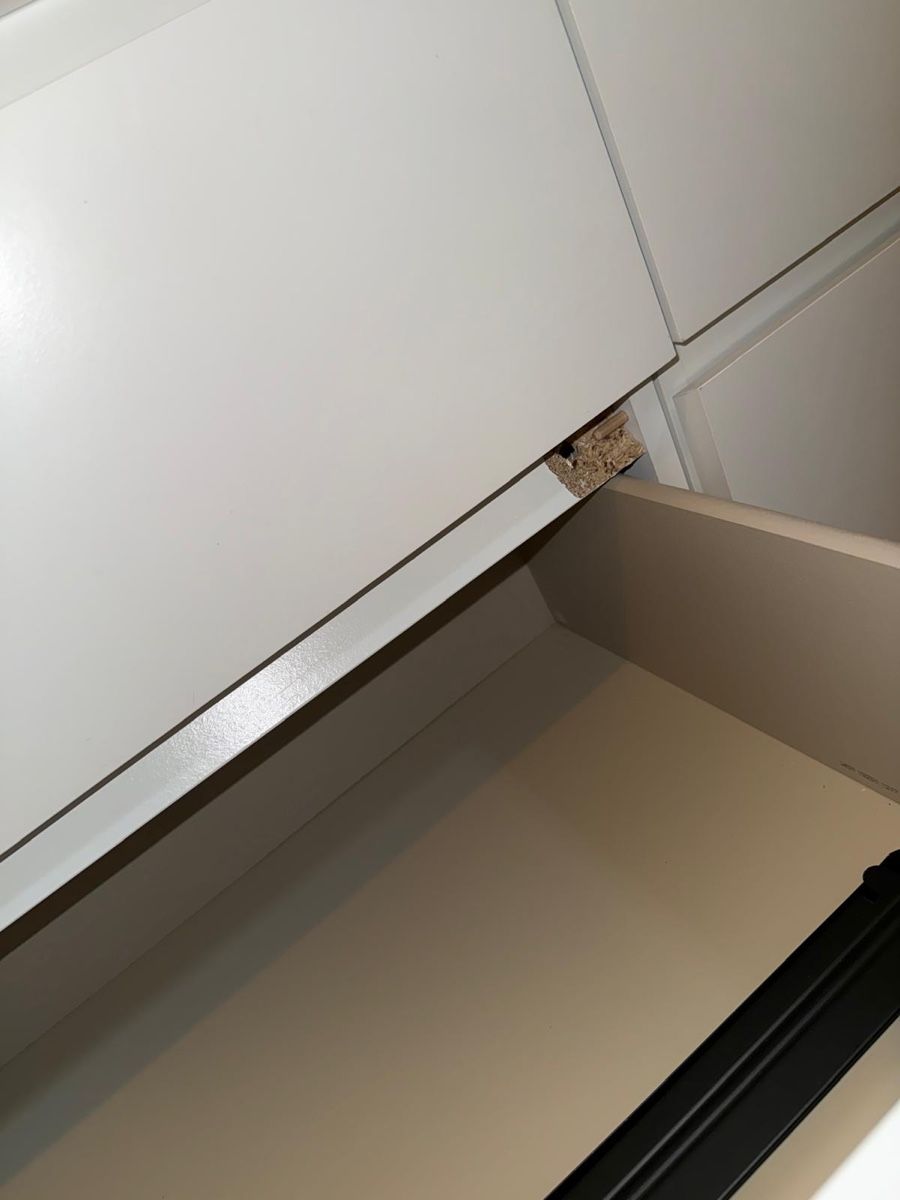Ikea Kommoden: Kommode weiss mit 4 Schubladen mit Gebrauchsspuren – Gebraucht aus Interlaken von Jessicaamacher24 2