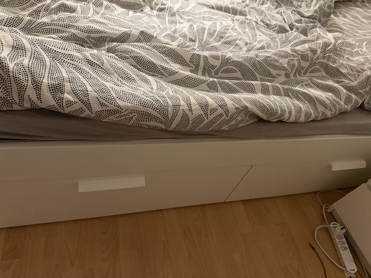 Ikea Lits: Ikea Brimnes Bett – D'occasion à Strengelbach par Nati_97 2
