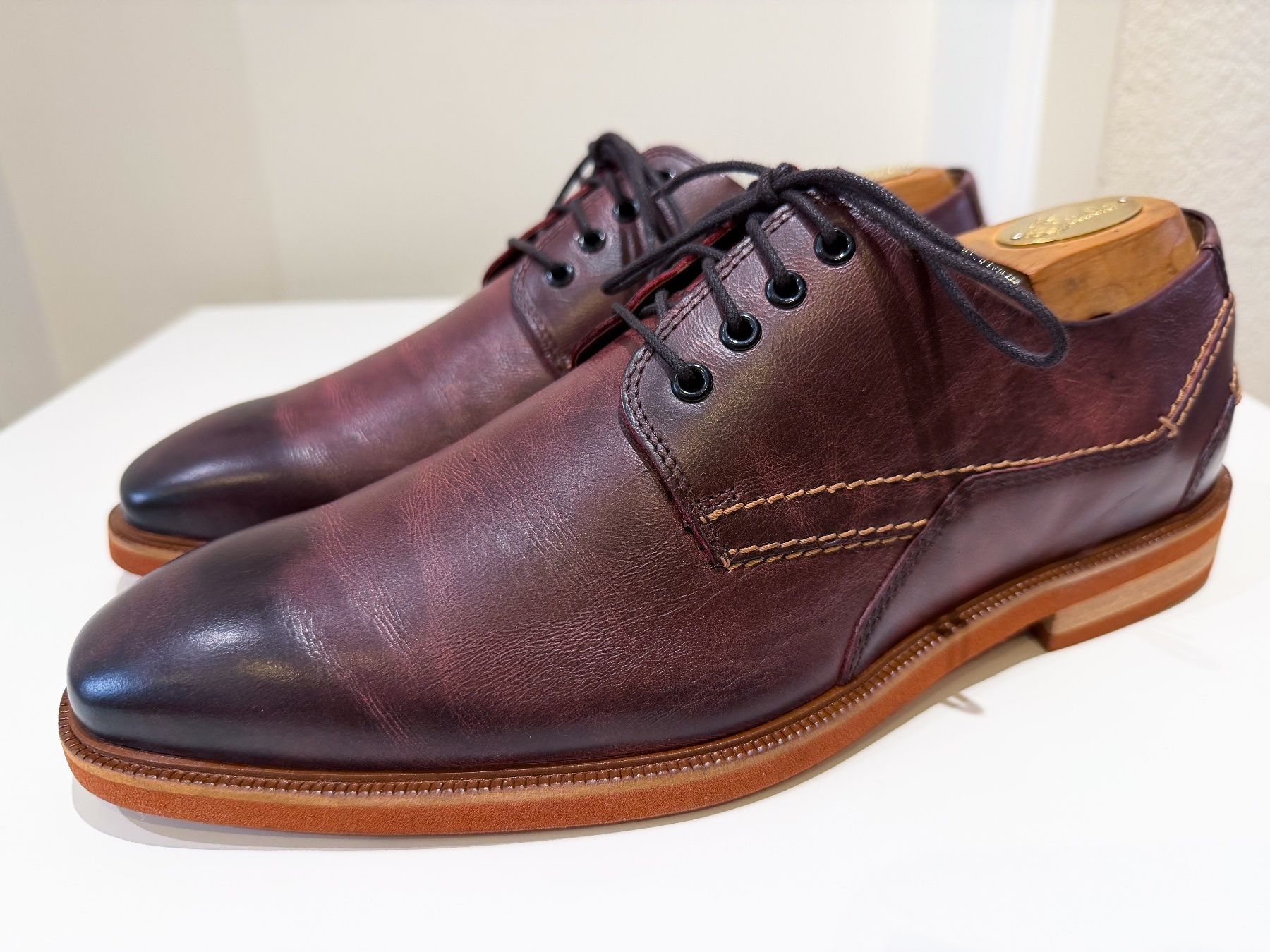 Scarpe da uomo: Starson Derby Schuhe Leder Bordeaux – Grösse 42 – Nuovo (secondo la descrizione) da Dietikon venduto da Angy94