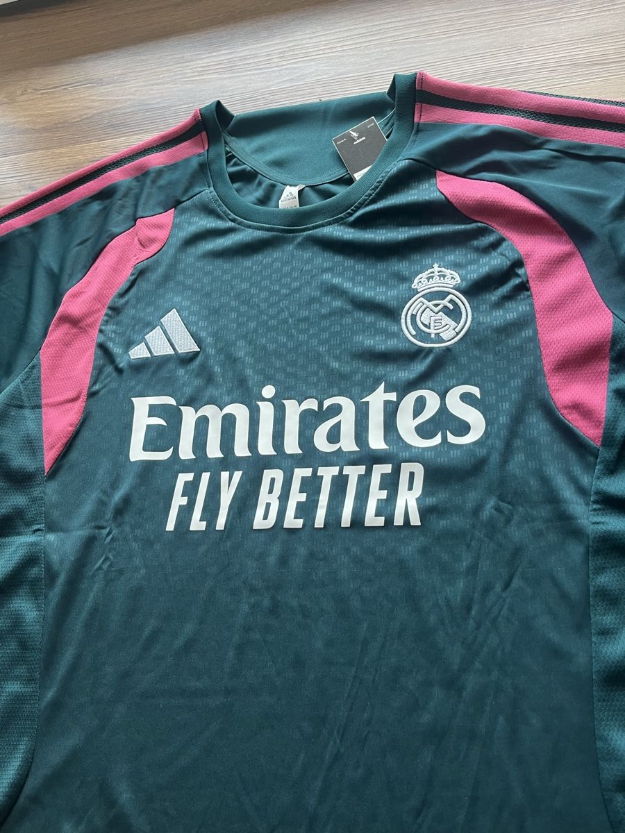 Adidas Canottiere & Pantaloni: Trainingsshirt Real Madrid 26/27 – Nuovo (secondo la descrizione) da Sursee venduto da dok_bz9b 2