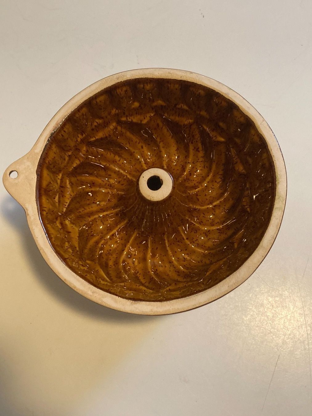 Backformen: Kleine Gugelhupf-Form – Gebraucht aus Zürich von Chaeffeler 2
