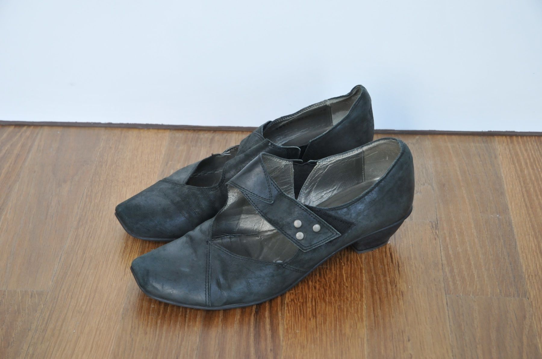 Scarpe da donna: Pumps – Usato da Biel/Bienne venduto da osajost