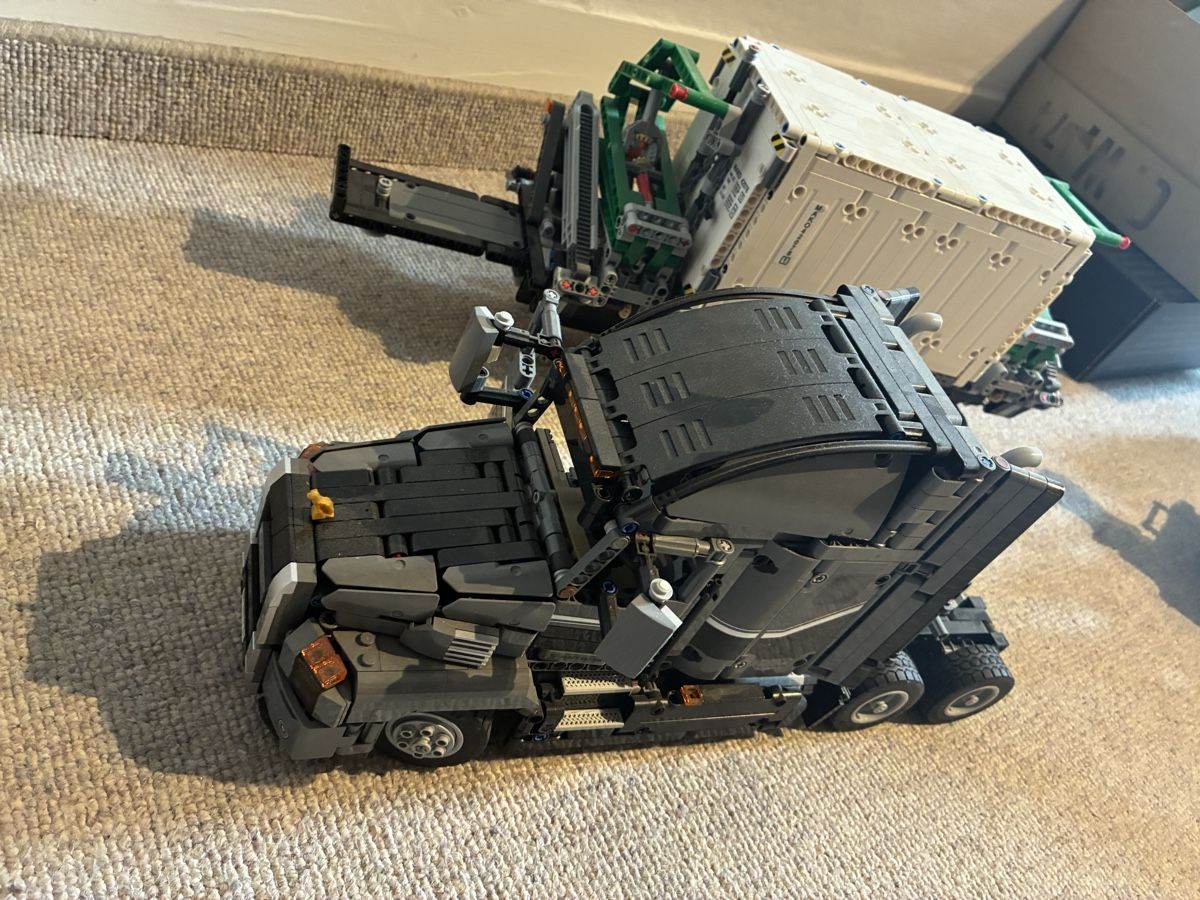 Lego Giocattoli: Lego Technic Sammlung – Usato da Sarnen venduto da Muenzen.-M 4