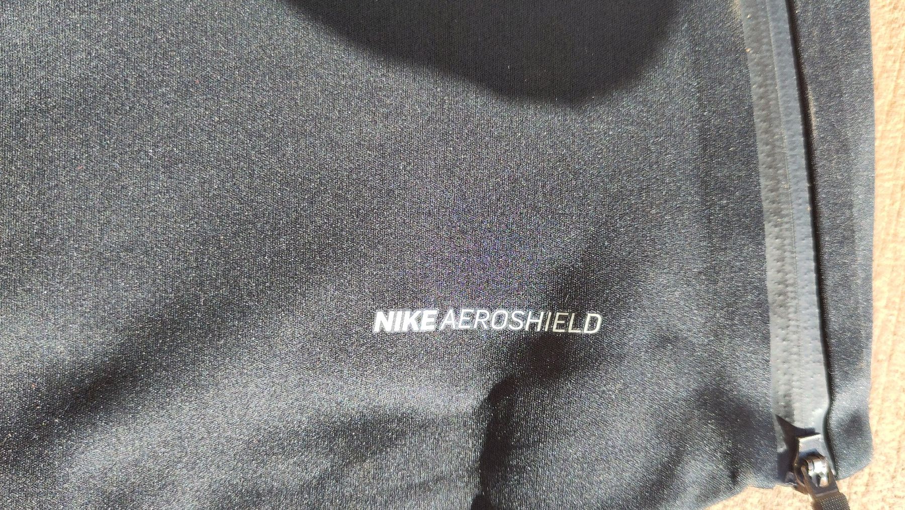 Nike Giacche: Nike Aeroshield Frauenjacke – Nuovo (secondo la descrizione) da Cumbel venduto da anj_b8wj 3