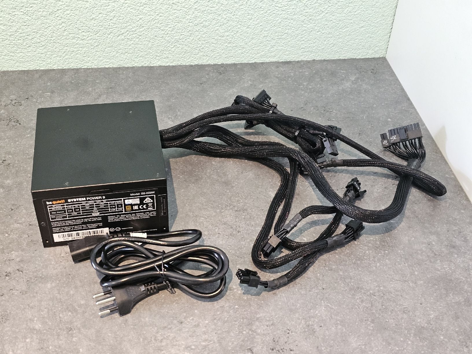 PCs: be quiet! SYSTEM POWER 9 600W Netzteil PC Computer Netzteil – Defekt aus Saas-Fee von naciaa 2