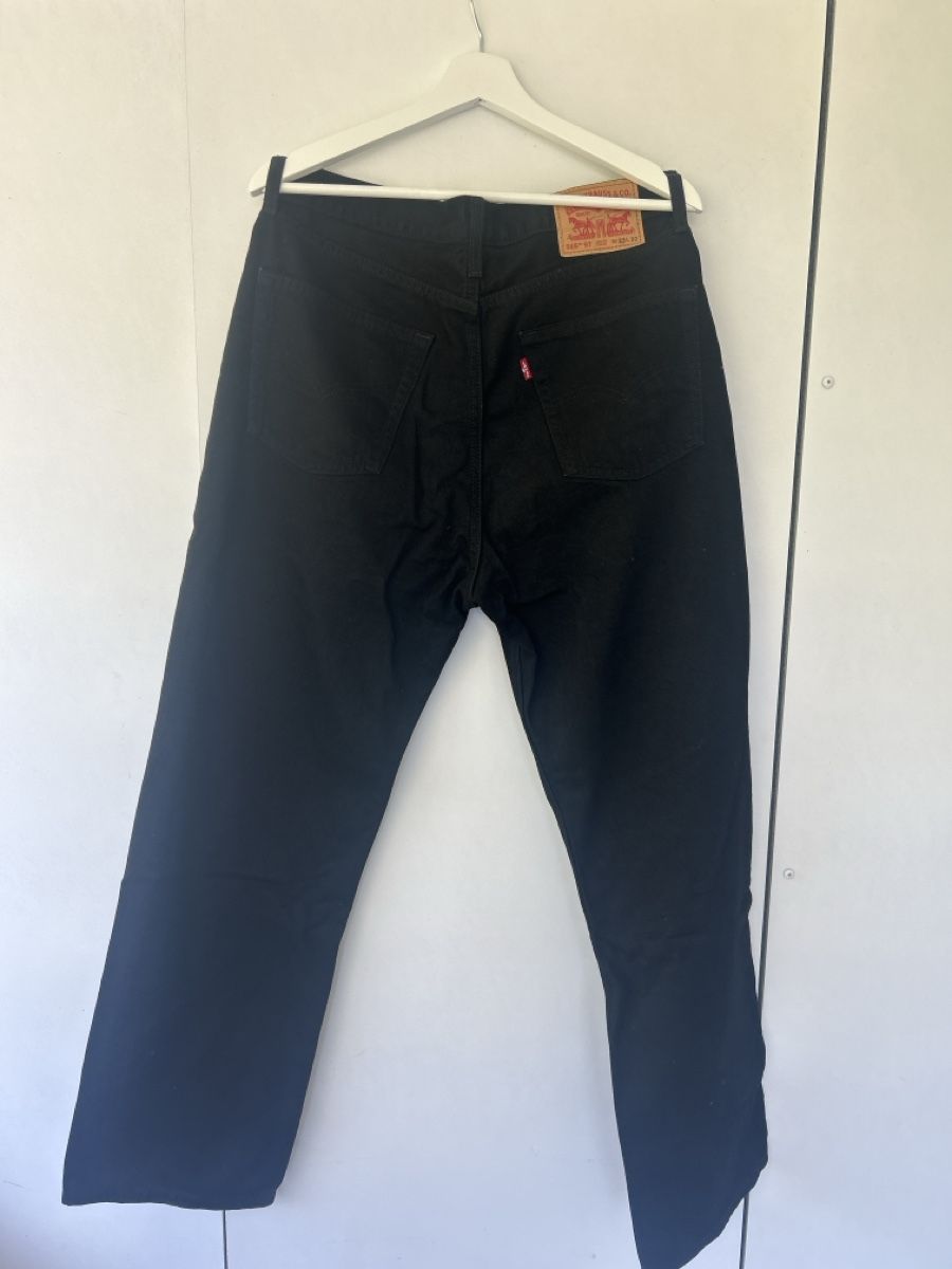 Levi's Jeans: Levi's Jeans W33 L32 – Nuovo (secondo la descrizione) da Burgdorf venduto da mor_itz_95 1