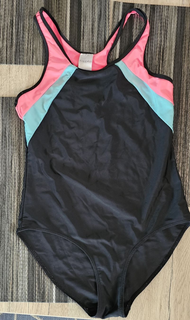 Costumi da bagno & Bikini: Einteiliger Sportbadeanzug von KappAhl, – Usato da Niederbuchsiten venduto da p16_k9xy 1