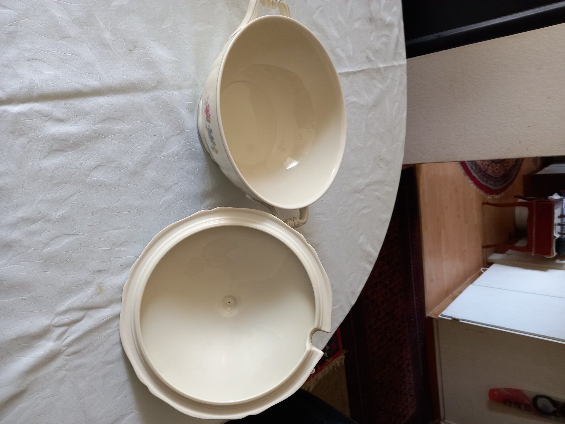 Rosenthal Ciotole: Handgemalt Rosenthal CHIPPENDALE  Henkel Suppeschussle. – Usato da Bern venduto da Imamrashed 3