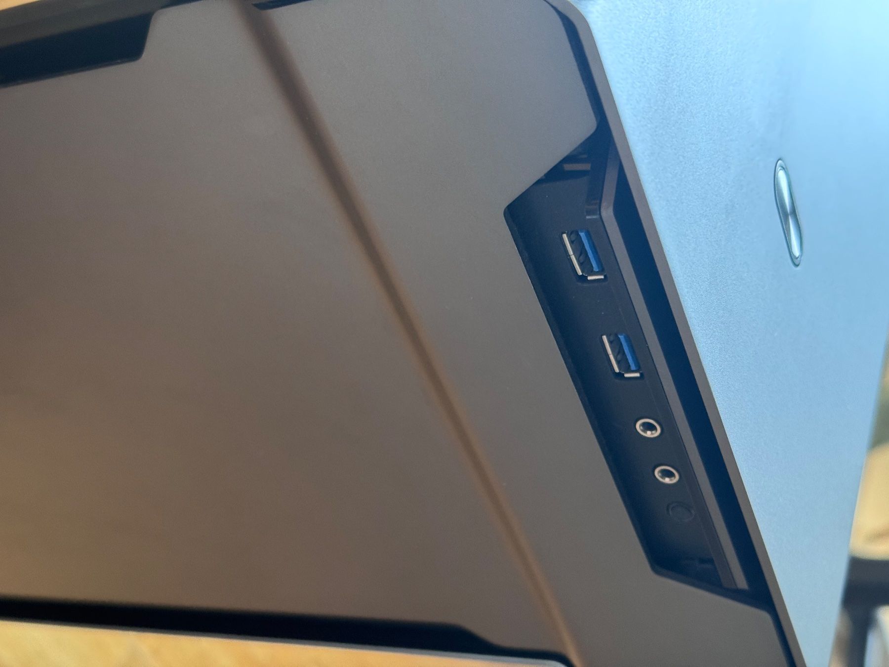 Asus PC: Gaming PC - Phanteks Gehäuse - 1080Ti - STRIX Set – Usato da Zürich venduto da xevious69 2
