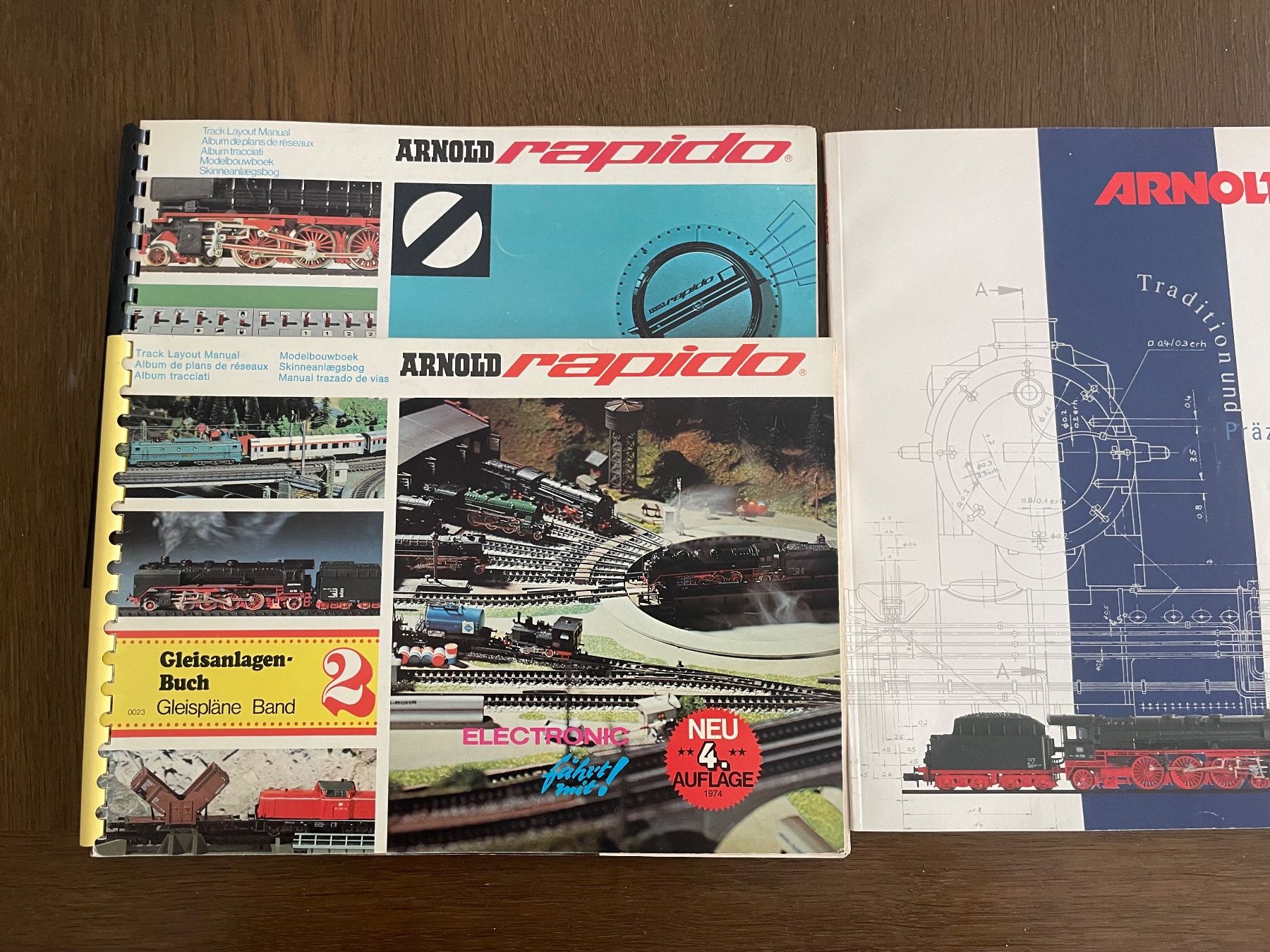 Arnold Modellini di ferrovie: Arnold rapido Spur N  3x Katalog – Usato da Rorschach venduto da Karotten