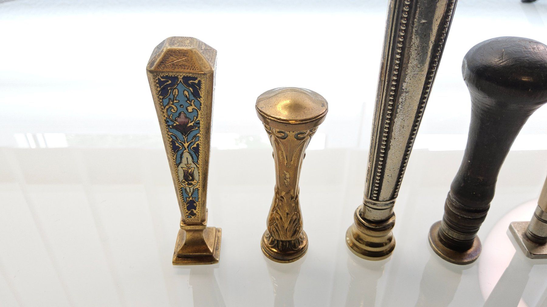 Tutti gli attrezzi: Collection de 6 anciens sceaux – Usato da Malleray venduto da Frederic24 4