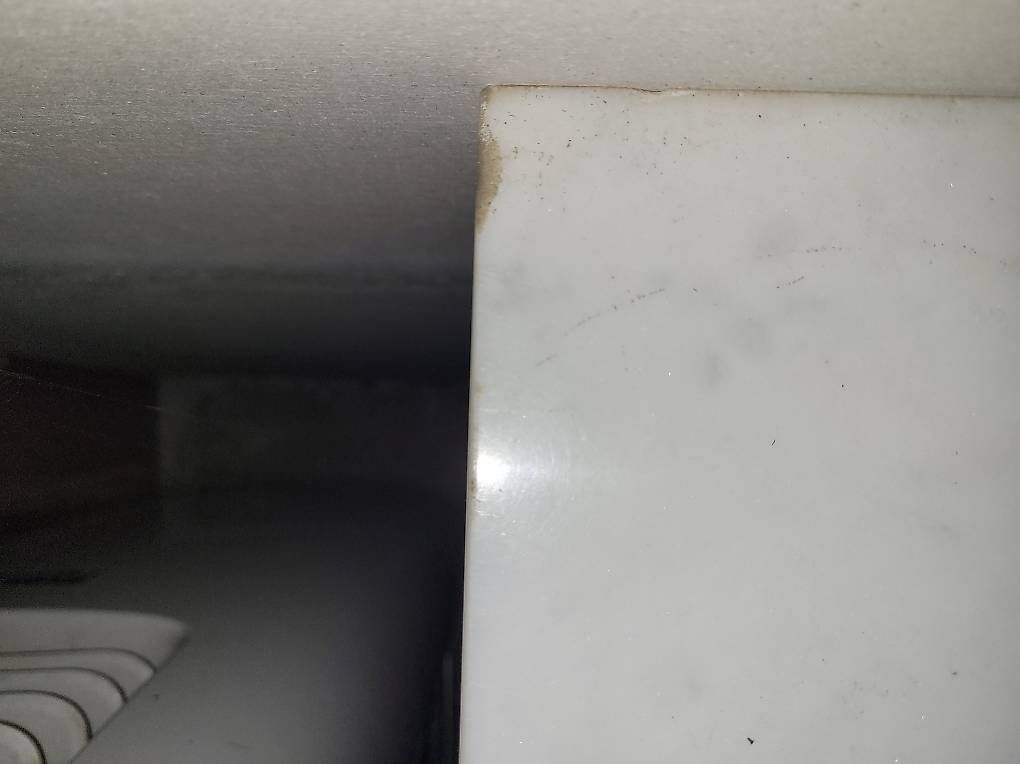 Cassettiere: Kommode aus Holz mit 4 Schubladen und Marmorplatte – Usato da Kallnach venduto da _blub_ 3