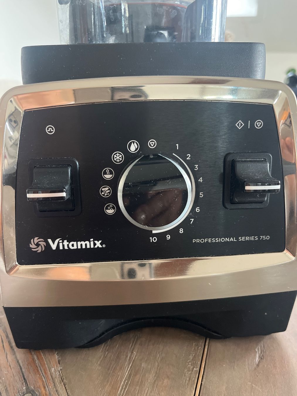 Vitamix Elettrodomestici da cucina: Vitamix PRO 750 Standmixer – Usato da Boniswil venduto da Favalese0