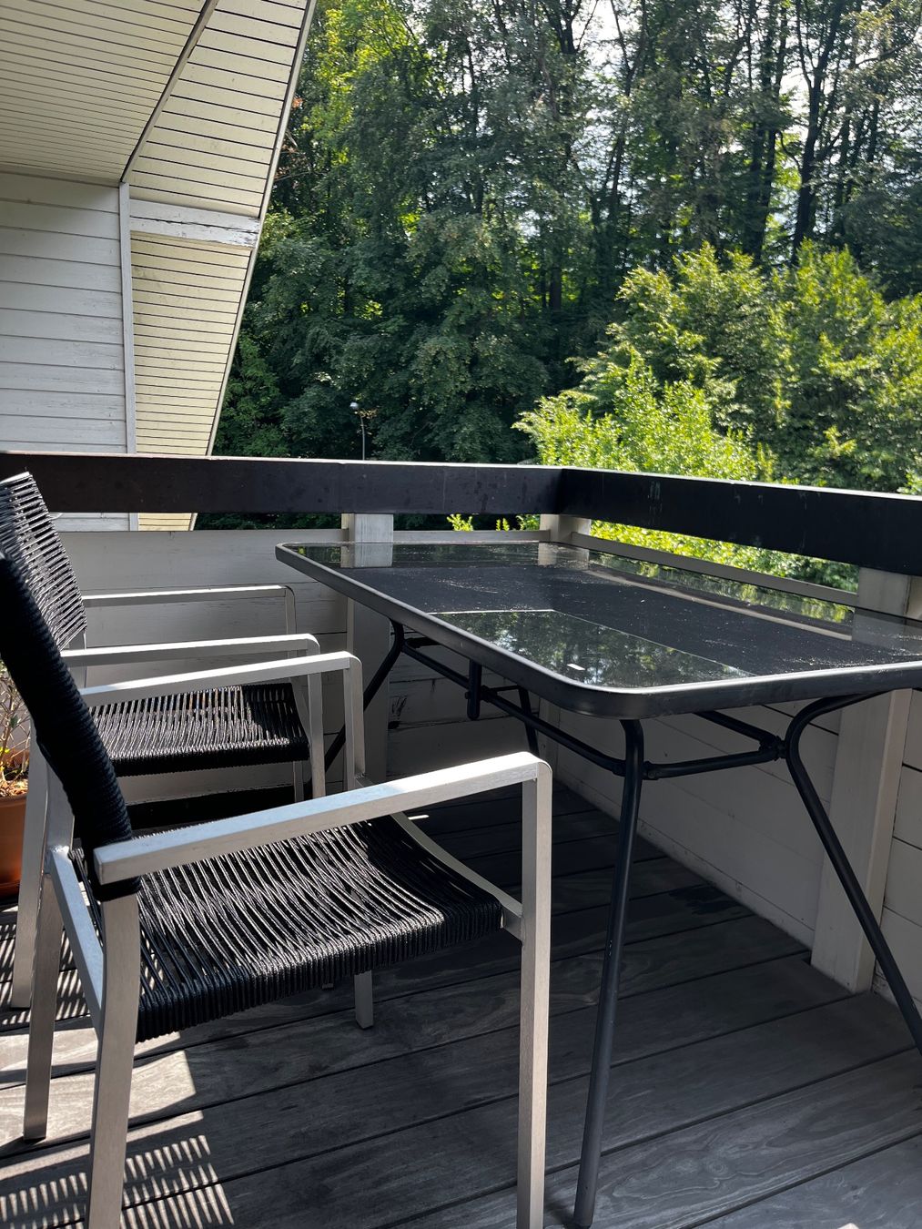 Beliani Set de table et chaises: Beliani Gartentisch mit 4 Stühle – D'occasion à Obernau par kormocga