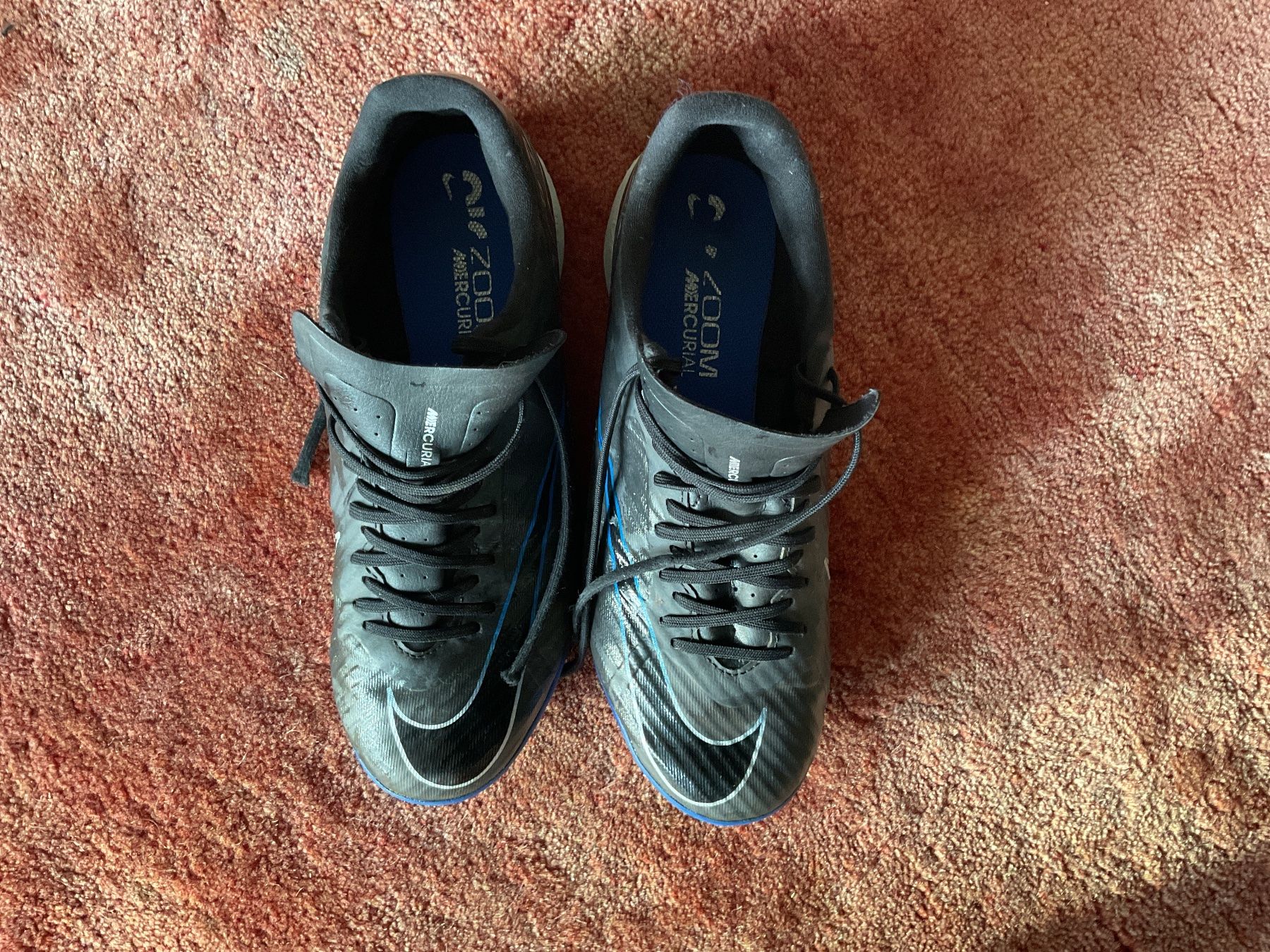 Chaussures garçon: Hallenschuhe – D'occasion à Remetschwil par Lulu099 1