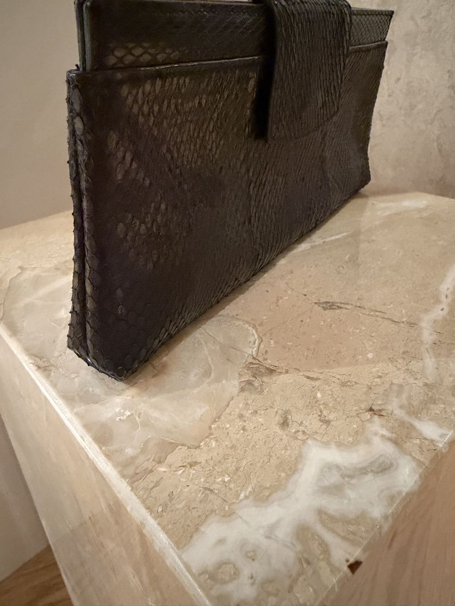 Sacs femmes: Python clutch bag – D'occasion à Paradiso par apf_mh9c 4