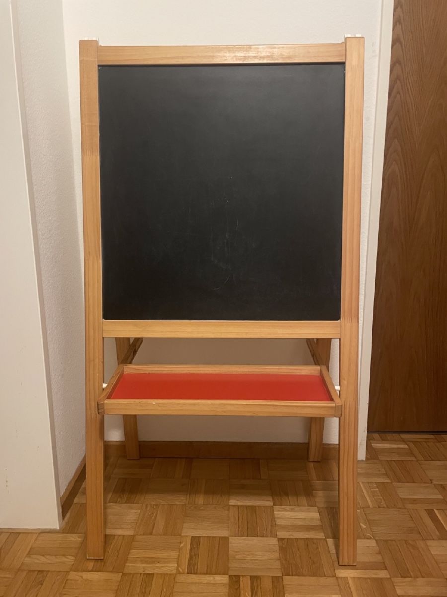Tableaux: Kindertafel Holz mit Ablage – D'occasion à Horn par Jronimo